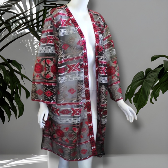 Catherine's 1X Tribal Art-to-Wear Mesh Open Lace Embroidered Boho Duster - Picture 7 of 11